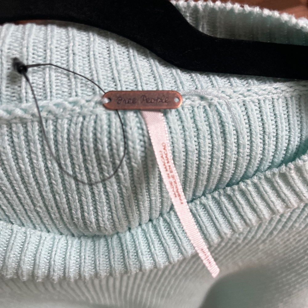 Crop sweater